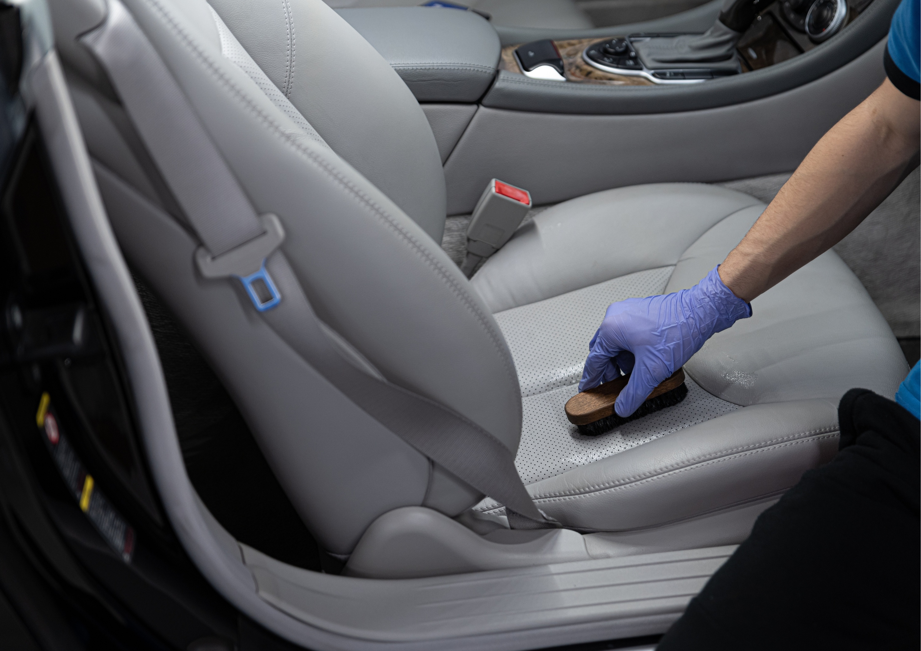 Autókárpit-tisztítás